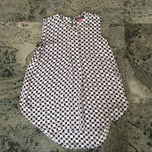 VINCE CAMUTO sleeveless blouse